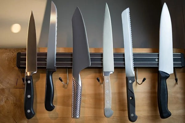 How Do You Get Nicks Out of a Kitchen Knife?