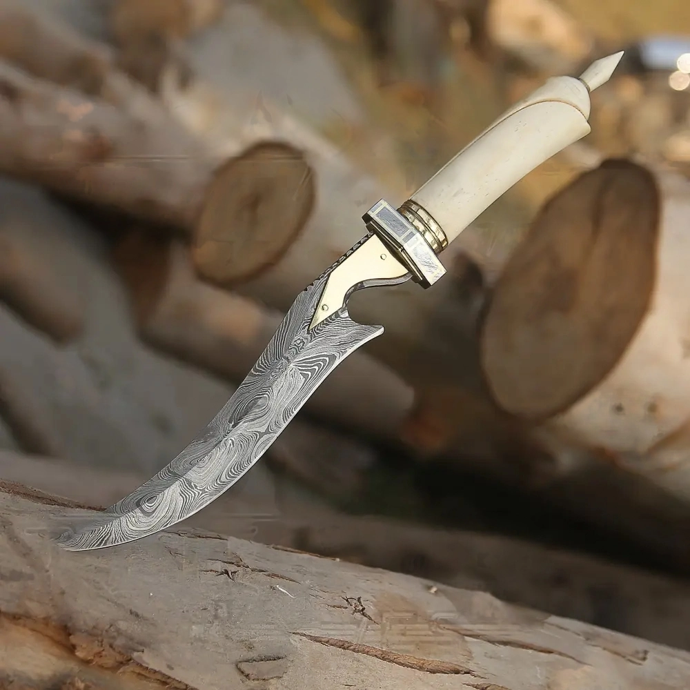 custom handmade damascus steel knife​