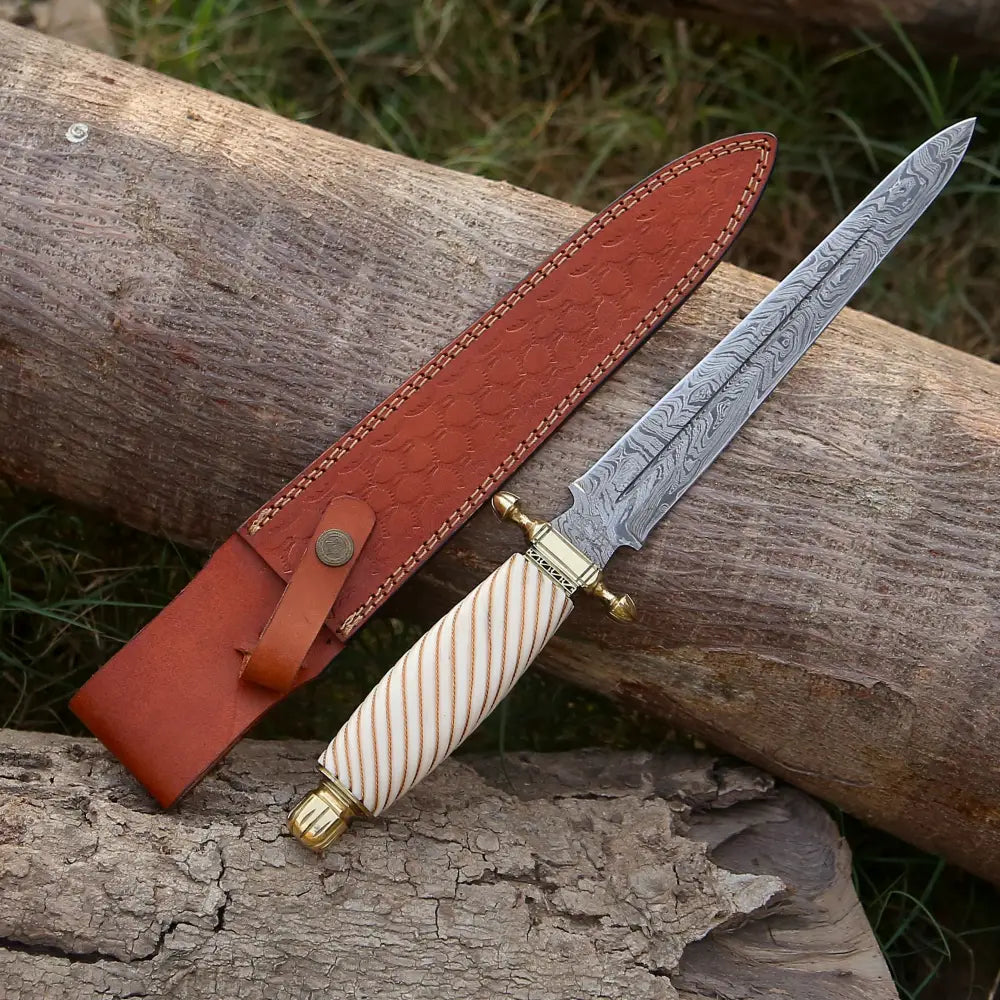 damascus steel dagger​