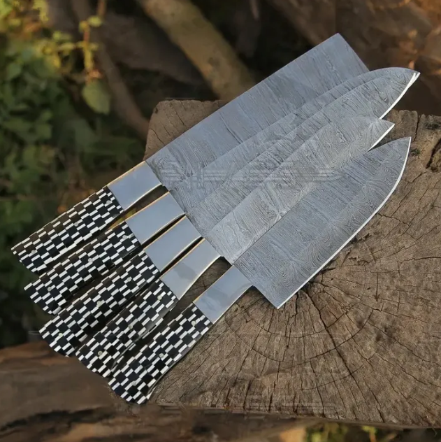 Forged Damascus steel Knives set