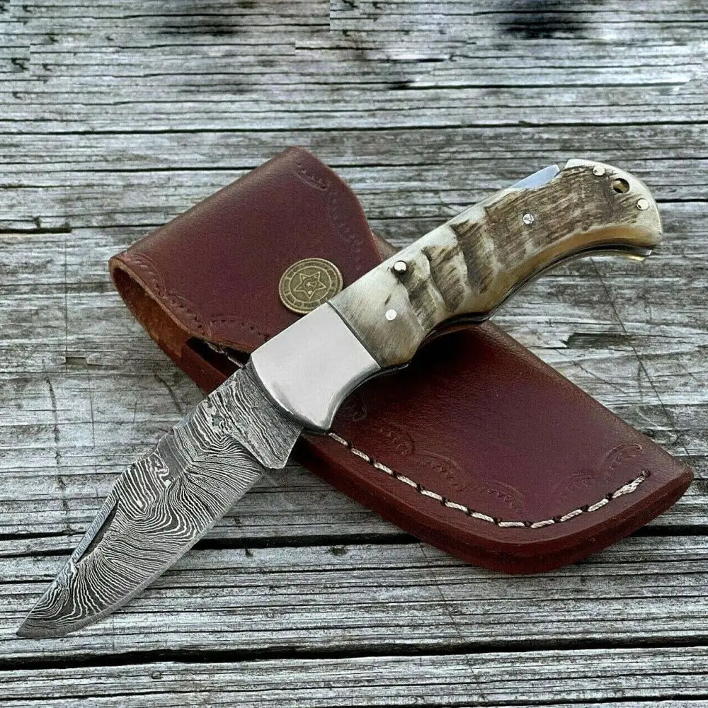 6.5" Handmade Damascus Lock Back Knife with Ram Horn Handle - Folding Camping Knife