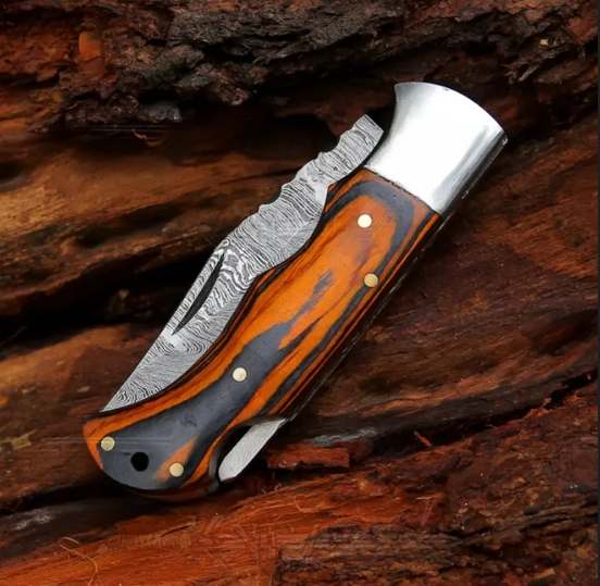 Premium 6.5-inch handmade Damascus pocket knife with a folding blade